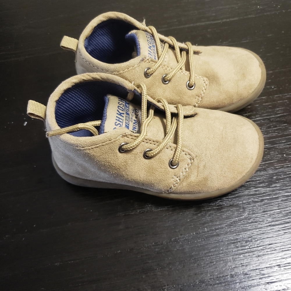 Oshkosh shoes
